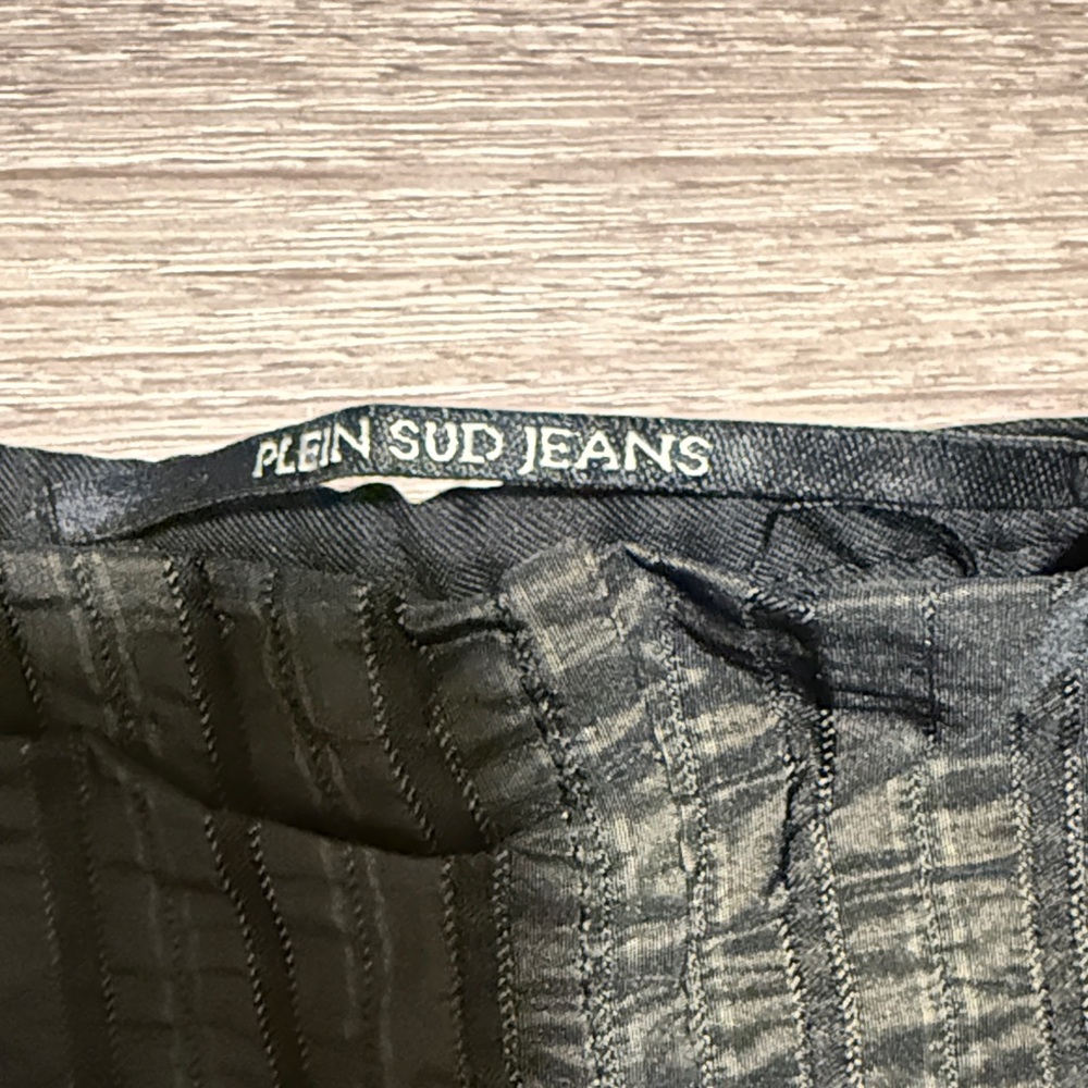 Plein Sud Jeans Women’s Black Skirt with Gold Stripes Layer - Picture 2 of 8